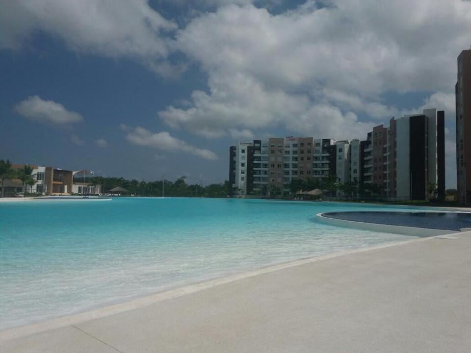 Departamento En Cancun Con 7 Albercas Tipo Playa Y Laguna Eksteriør bilde
